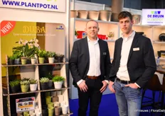 Father and son, Everard and Bram de Bruin of De Bruin Plantpot with the Dubai series. "A luxury cover pot with stone look. Available from pot size 6 to 21 for higher-end plants".